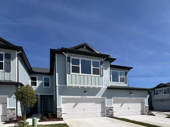 7717 93rd St N, Seminole, FL 33777