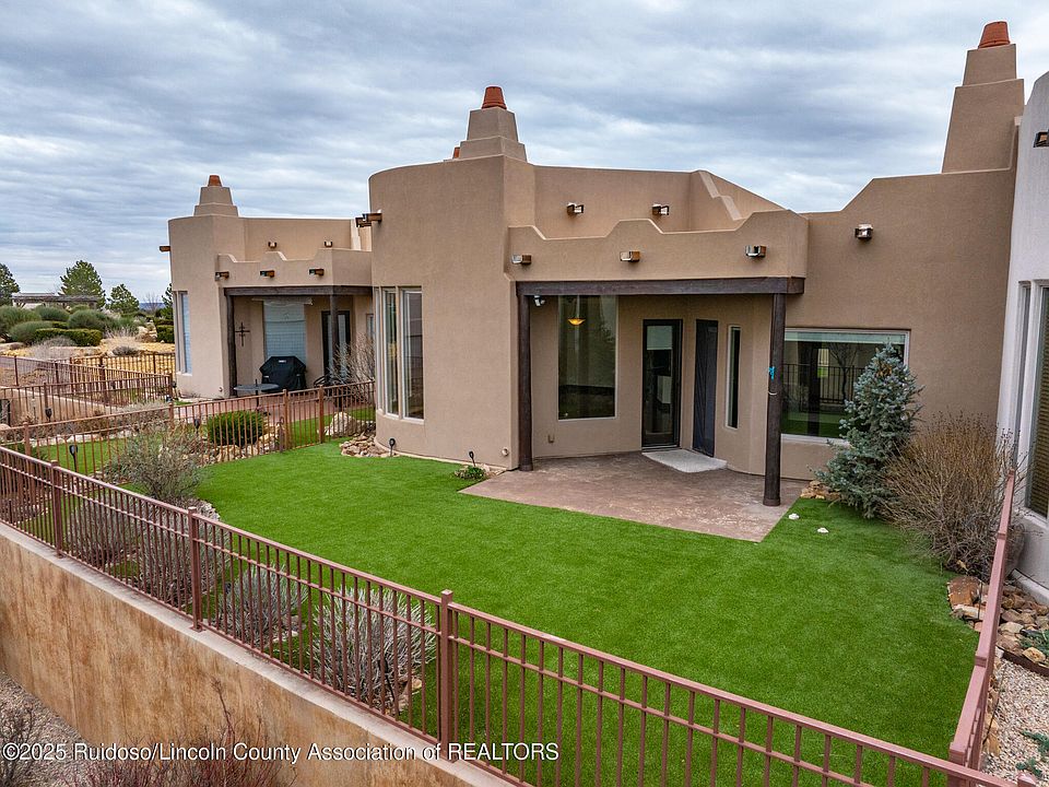 1st image of 237 Pueblo Loop