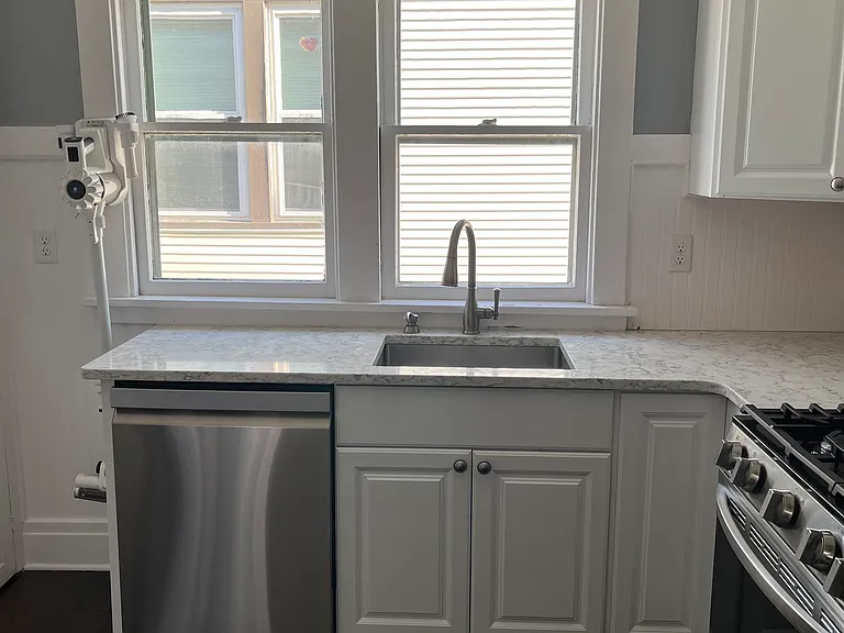 16 Commonwealth Ave #2 — Photo 8