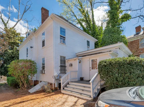 165 Chancellor St, Charlottesville, VA 22903