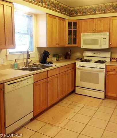 2nd image of 4139 Kenneth Rd