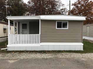 21395 Inkster Rd TRAILER 17, Farmington, MI 48336