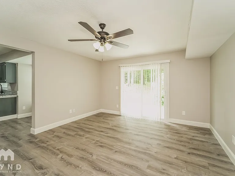 9315 Haywain Ct — Photo 5