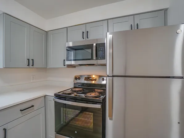 Morningside Manor Apts, 1260 Marilyn St SE #E284913b9, Salem, OR 97302