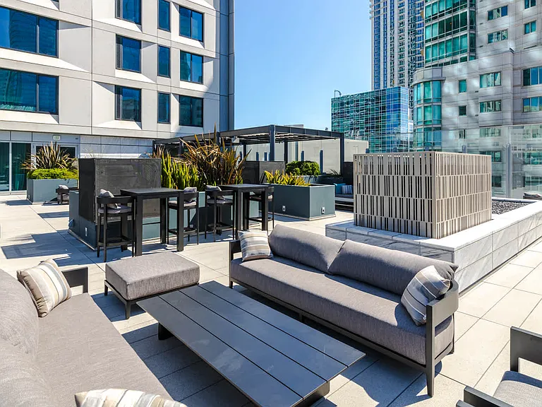Rooftop Lounge