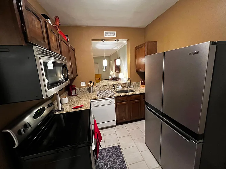430 Lindbergh Dr NE — Photo 26