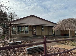 1806 Foley Ave, North Parkersburg, WV 26104