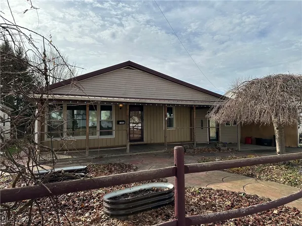 1806 Foley Ave, North Parkersburg, WV 26104