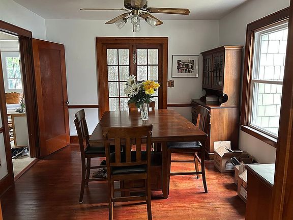 5th image of 18 Pershing Ave