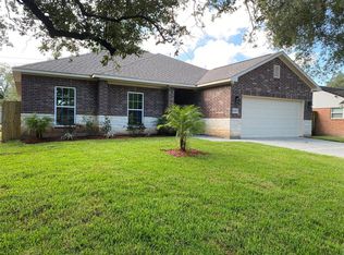 10210 Old Orchard Rd, La Porte, TX 77571