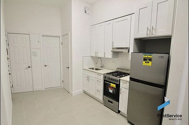 1st image of 231 E 81st St APT 1B