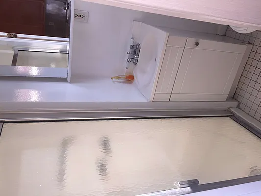 Rented by RealTegrity NY LLC | media 6