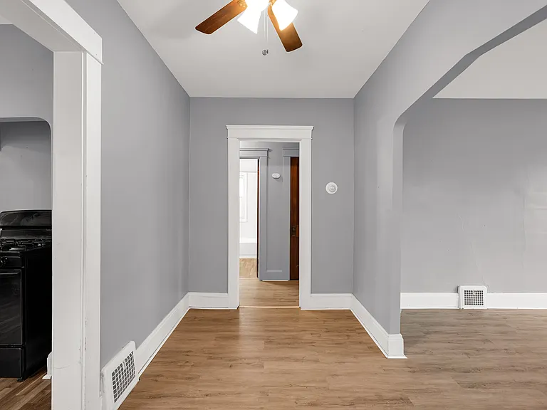 16119 Parkgrove Ave #2 — Photo 13