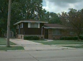 519 E Palmer Ave, Addison, IL 60101