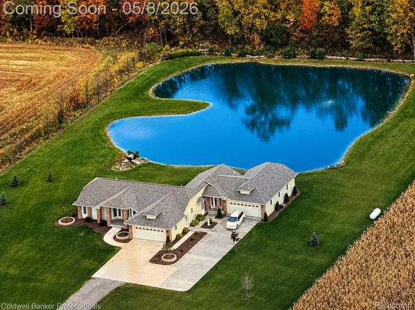 6464 Ferden Rd, Chesaning, MI 48616
