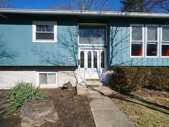 2nd image of 3730 Centurion Dr