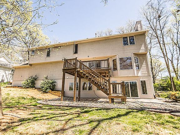 3rd image of 22580 Forrester Ln