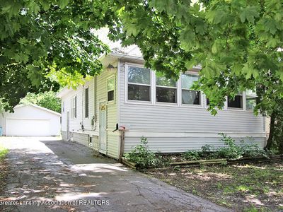 313 S Francis Ave, Lansing, MI, 48912