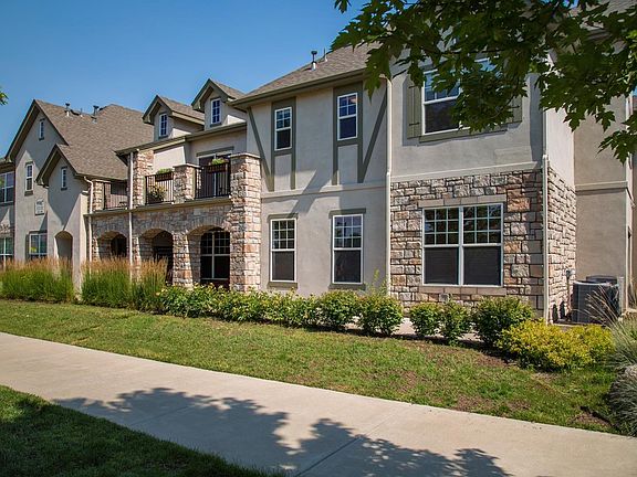 2nd image of 9907 E Martin Luther King Jr Blvd #105