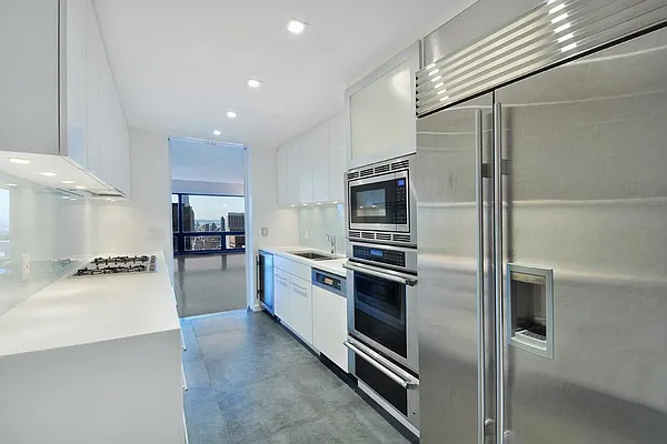 Sold by Corcoran | media 8