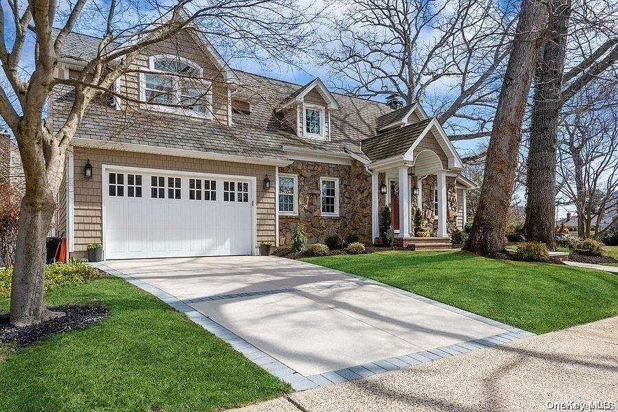 1st image of 260 Hewlett Avenue