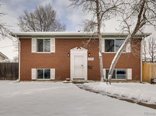 1490 S Ammons St, Lakewood, CO 80232