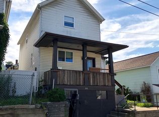 215 Crest Ave, Charleroi, PA 15022