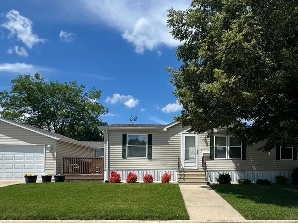 1151 Ash Ct, Manteno, IL 60950