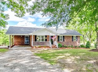 1995 Beacon Light Rd, Hartwell, GA 30643