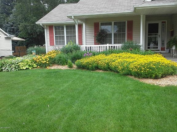 2nd image of 4469 Suffield Woods Ave