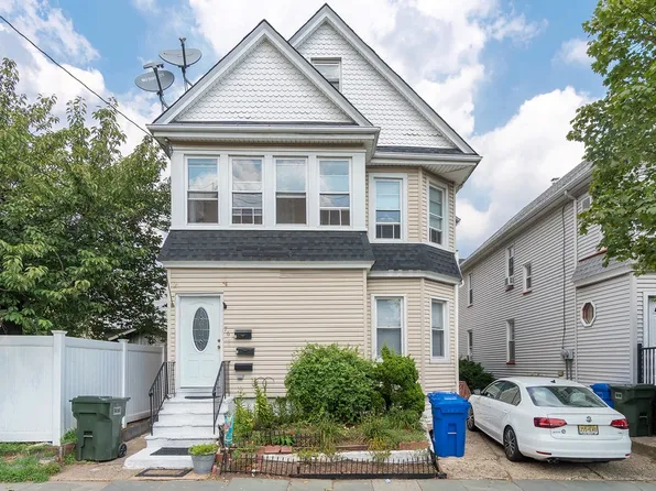 76 Union Ave, Rutherford, NJ 07070