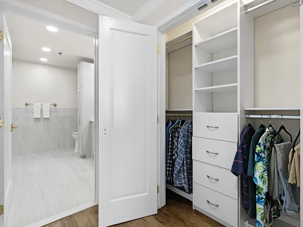 1125 Maxwell Lane image 20 of 40