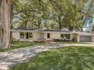 8610 N 51st St, Brown Deer, WI 53223
