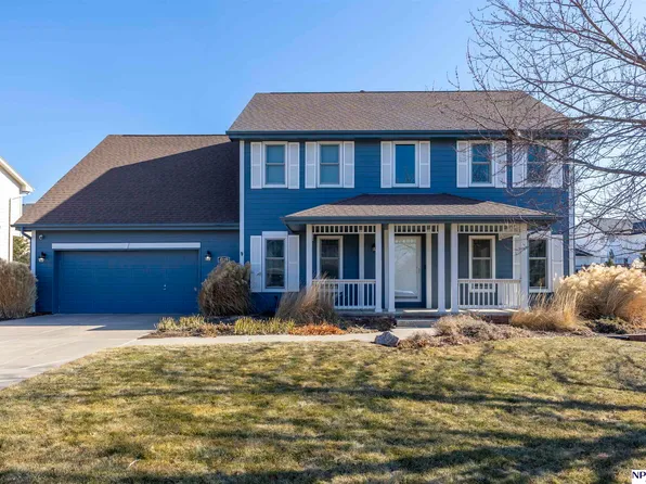 8129 S 94th St, La Vista, NE 68128