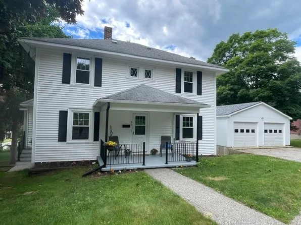 186 North St, Ware, MA 01082