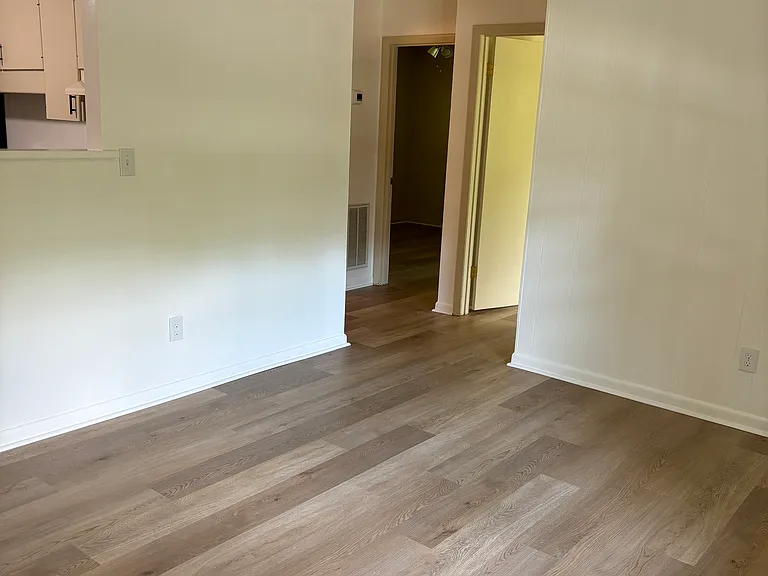 5043 Shoals Ln — Photo 7