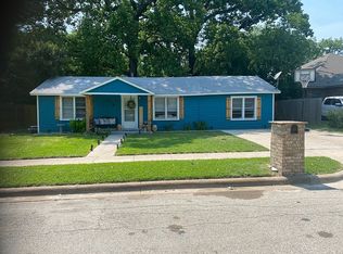 118 Del Rio Ave, Benbrook, TX 76126