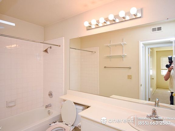 5th image of 7086 Dublin Meadows St