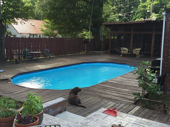 2nd image of 419 Riverland Dr