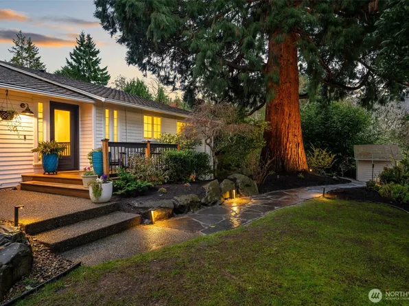 423 SW 189th Place, Normandy Park, WA 98166