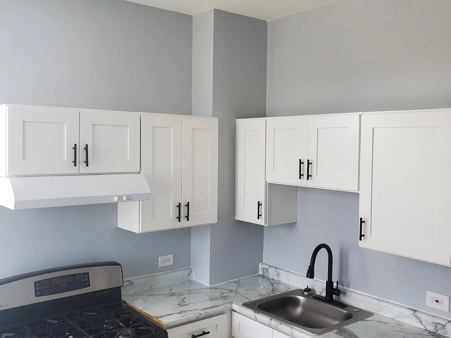 2 bed, 750 sqft, $1,375 — Photo 2