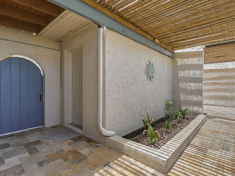 2610 S Fairfield Dr — Photo 26