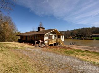 111 Lakeside Loop, Hickory, NC 28601