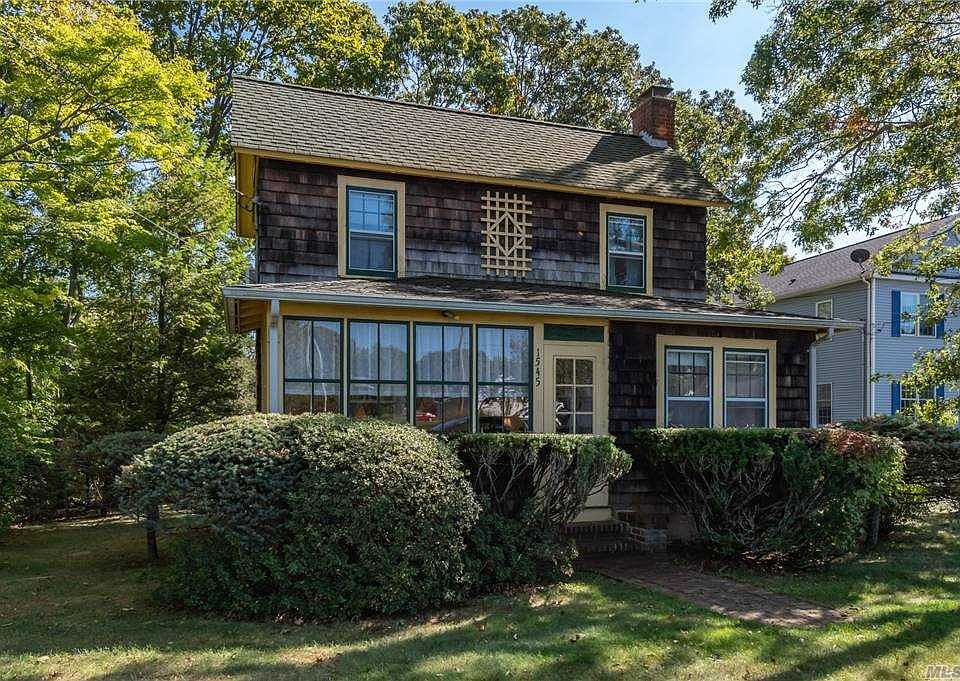 1st image of 1545 Old Shipyard Ln