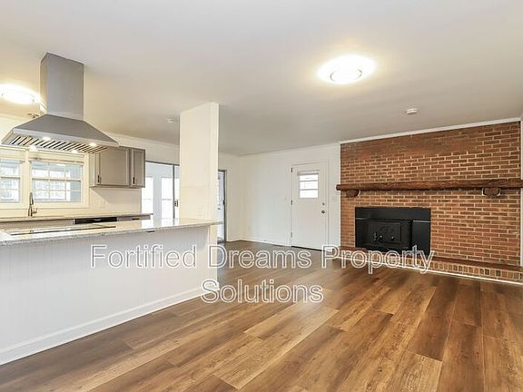 5th image of 5805 Highlawn Dr