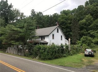 913 River Rd, Newburgh, NY 12550