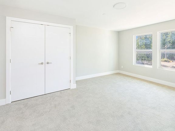 5th image of 4771 100th St NE #105