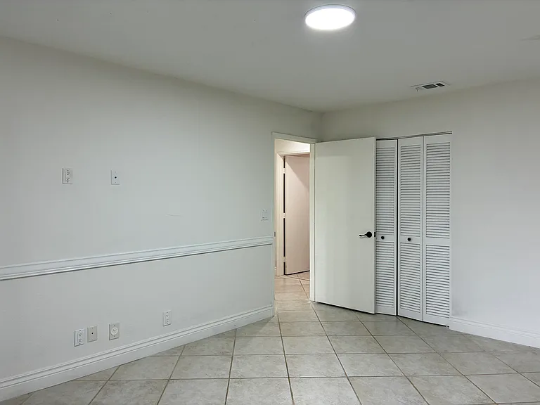 7895 La Mirada Dr — Photo 37