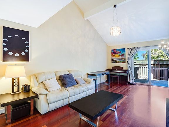 4th image of 3630 Gilbert Ct