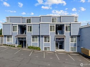 Highland Terrace Condo, Seattle, WA 98115